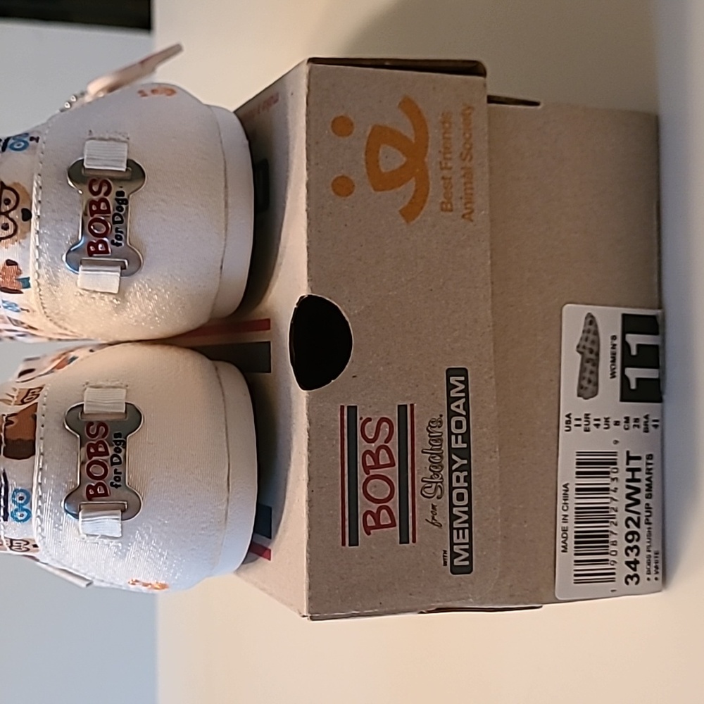 Bobs For Skechers,Ladies 11 M, Cream Dog Print - Picture 5 of 7